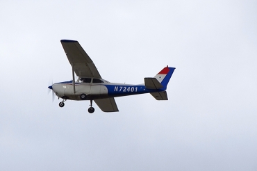 N72401 (0124) 1965 Cessna F172F