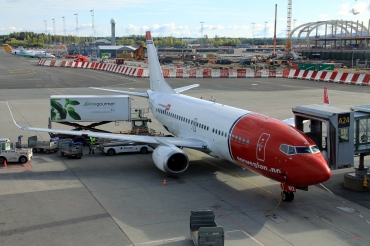 LN-KKX (29072) 1998 Boeing 737-33S WL
