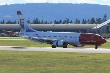 LN-DYI (40866) 2010 Boeing 737-8JP WL