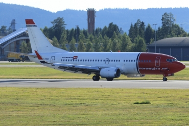 LN-KKX (29072) 1998 Boeing 737-33S WL