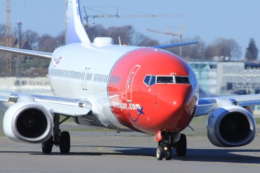 LN-DYE (39003) 2010 Boeing 737-8JP WL
