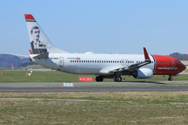 LN-NOF · Boeing 737-86N(WL) · (SVG / ENZV)