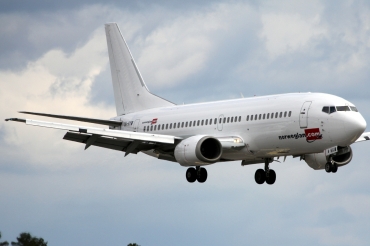 LN-KKW · Boeing 737-3K9 · (OSL / ENGM)