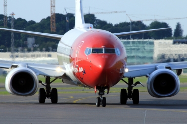 LN-NOC (30785) 2001 Boeing 737-81Q WL