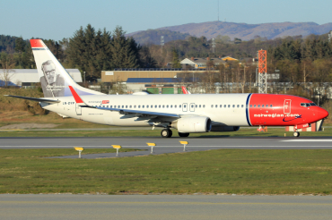 LN-DYP (39047) 2011 Boeing 737-8JP(WL)