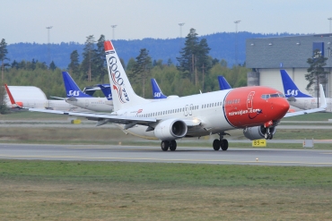 LN-NOL (37159) 2009 Boeing 737-8Q8 WL