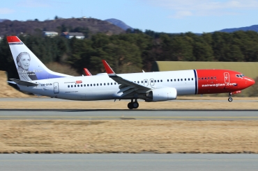 LN-DYN (39006) 2011 Boeing 737-8JP WL