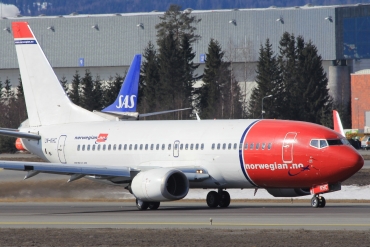 LN-KHC · Boeing 737-31S(WL) · (OSL / ENGM)