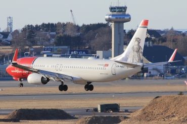LN-NOJ (37884) 2010 Boeing 737-86N WL