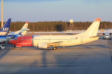 LN-KKJ (28564) 1997 Boeing 737-36N