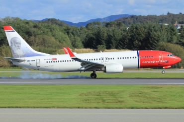 LN-NOX (37818) 2010 Boeing 737-8JP WL