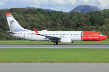 LN-NGN (39025) 2013 Boeing 737-8JP(WL)