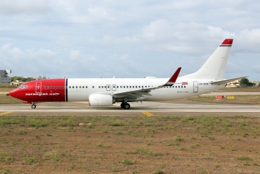 LN-DYX (39011) 2012 Boeing 737-8JP WL