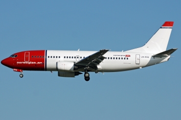 LN-KHA (29100) 1998 Boeing 737-31S
