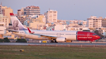 LN-NGI (39020) 2013 Boeing 737-8JP WL