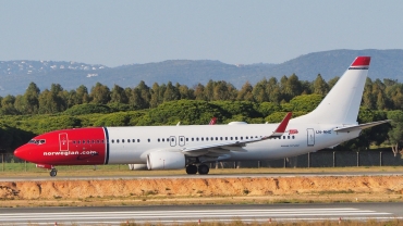 LN-NHC (41128) 2015 Boeing 737-8JP WL