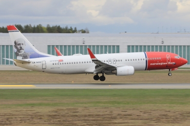 LN-NOQ (32658) 2005 Boeing 737-86N WL