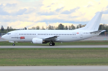 LN-KKJ · Boeing 737-36N · (OSL / ENGM)