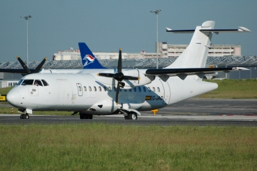 EC-JAD ( 321 ) 1992 ATR-42-300