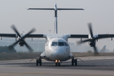 EC-JBN ( 218 ) 1990 ATR-42-300(QC)