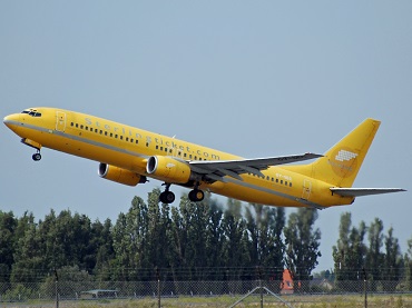 OY-SEC (28221) 1999 Boeing 737-8Q8
