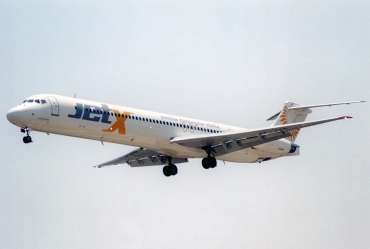 TF-JXA · McDonnell Douglas MD-82 · (LIS / LPPT)