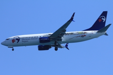 OK-TVL (37076) 2010 Boeing 737-8FN(WL)