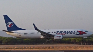 OK-TVE (cn 30294) Boeing 737-8CX