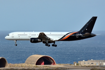 G-POWH (29308) 2000 Boeing 757-256