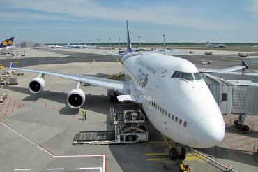 HS-TGK, (cn 24993/833), Boeing 747-4D7