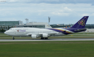HS-TGA (32369) 2001 Boeing 747-4D7