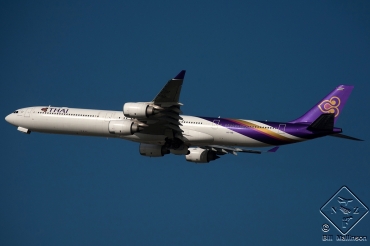 HS-TNE · Airbus A340-642 · (SYD / YSSY)