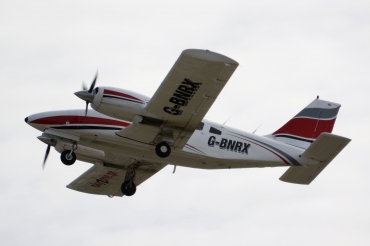 G-BNRX (34-7970336) Piper PA-34-200T Seneca II