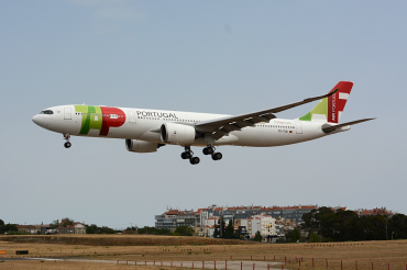 CS-TUB (1836) 2018 Airbus A330-941
