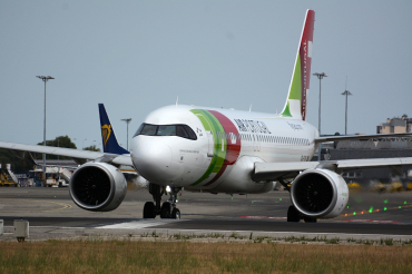CS-TVI (10338) 2021 Airbus A320-251N