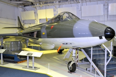 XG154 · Hawker Hunter FGA9 · (HEN)