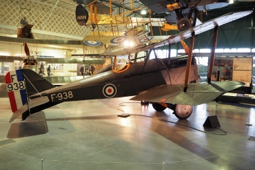 F938 · Royal Aircraft Factory SE-5A · (HEN)