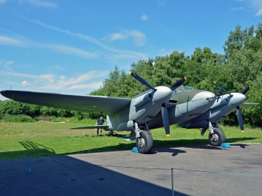HJ711 1943 DeHavilland DH-98 Mosquito NF11