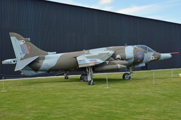 XV748 · Hawker Siddeley Harrier GR3 · (EGYK)