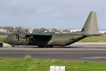 ZH879 (382-5463) 1998 Lockheed Martin C-130J-30 Hercules C4