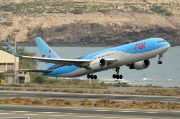 G-OBYG (29137) 1998 Boeing 767-304(ER)(WL)