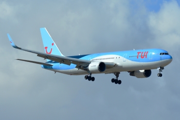 G-OBYG (29137) 1998 Boeing 767-304(ER)(WL)