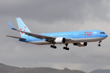 G-OBYK (29617) 1999 Boeing 767-38A(ER)(WL)