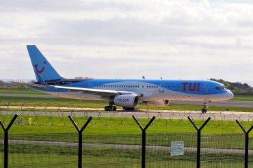 G-BYAY (28836) 1989 Boeing 757-204 WL