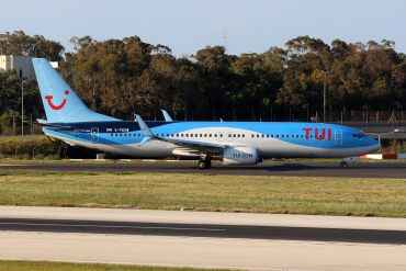G-FDZW (37254) 2011 Boeing 737-8K5 WL