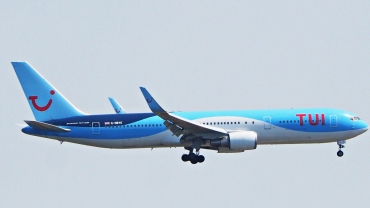 G-OBYE (28979) 1998 Boeing 767-304ER (WL)