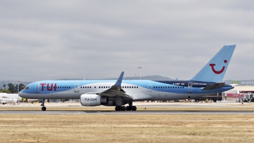 G-OOBP (30394) 2000 Boeing 757-2G5(WL)