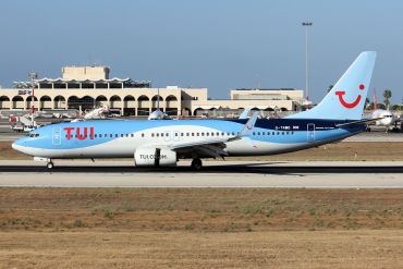 G-TAWD (37265) 2012 Boeing 737-8K5 WL