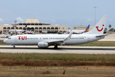G-TUKF (33605) 2006 Boeing 737-8AS(WL)