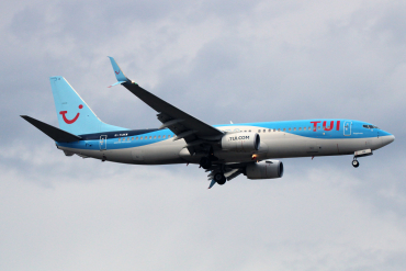 G-TUKW (40943) 2013 Boeing 737-8K5(WL)